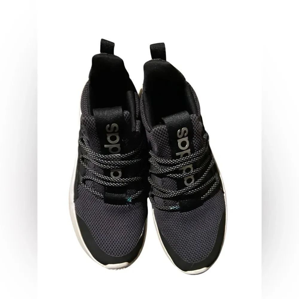 Adidas size 6 youth perfect condition see pics